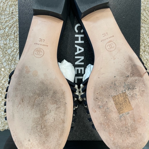 CHANEL Pearl Sandals 41 - Picture 7 of 9